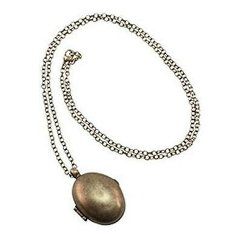 Btes fantastiques et o les trouver le mdaillon de Tina