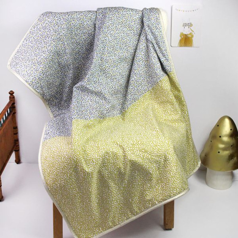 Barnabe aime le caf Baby Blanket Cesar