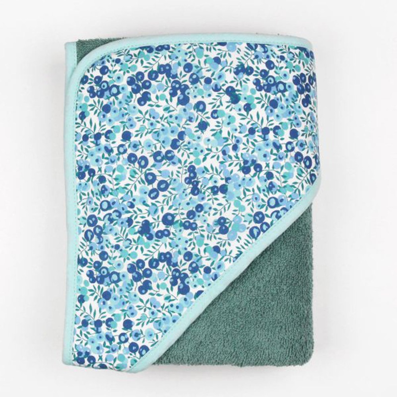 Barnabe aime le caf Bath Towel Milo