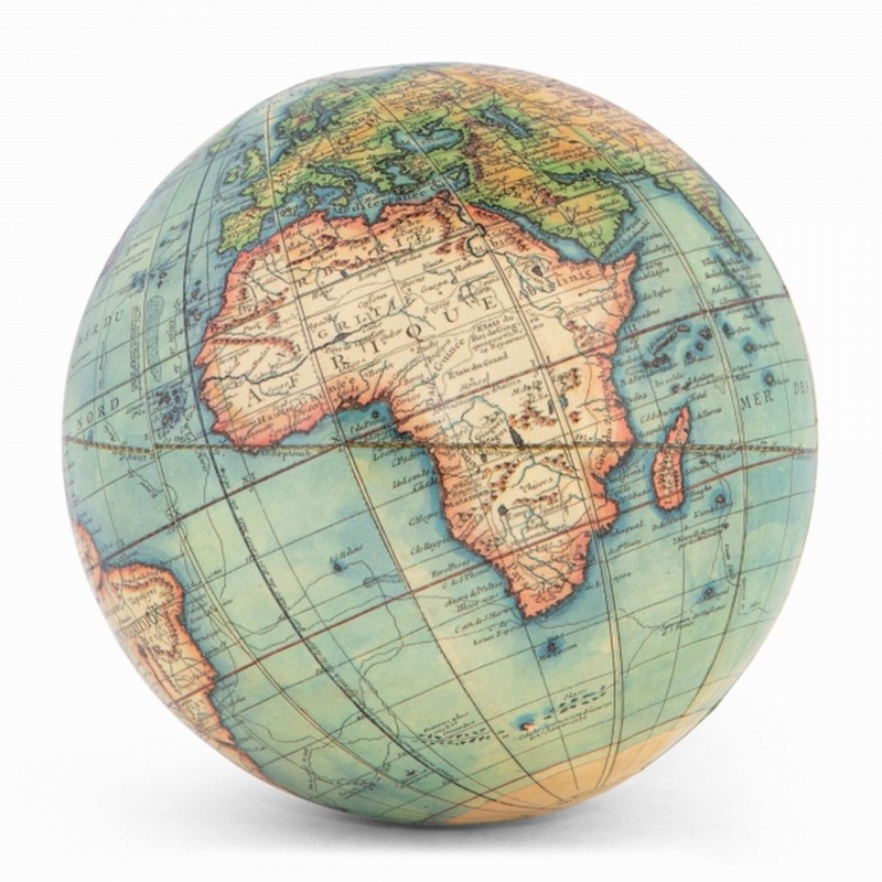 Authentic ModelsVaugondy Globe 1745, Small