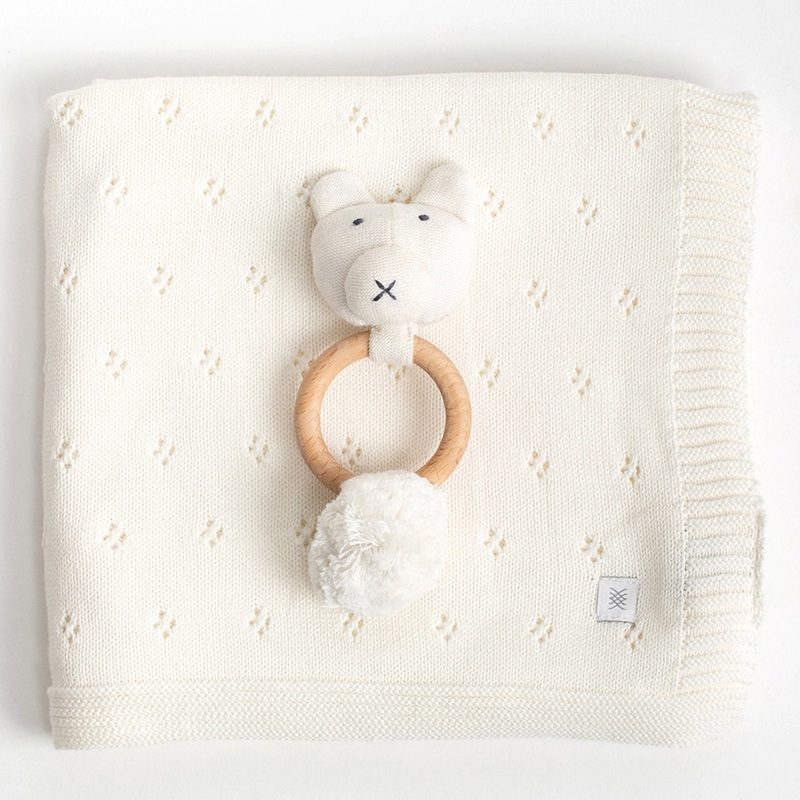 zestt Clover Knit Baby Gift Set Soft White
