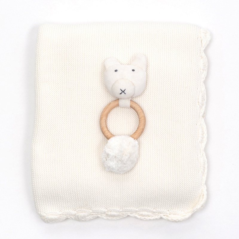 zestt Heirloom Baby Gift Set Soft White
