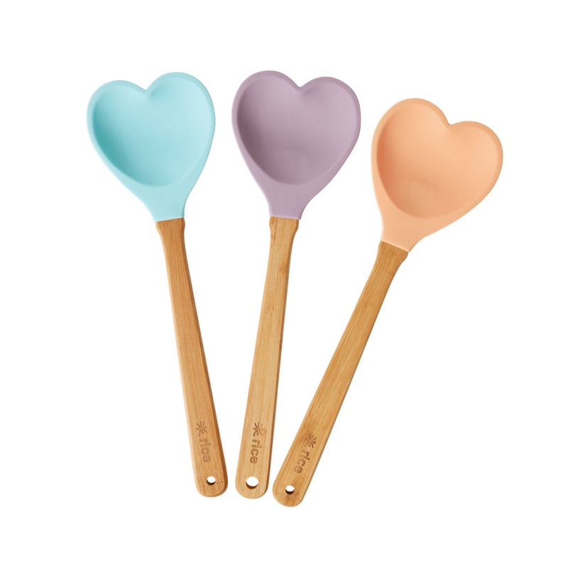 Rice DK Silicone Kitchen Spoon in Heart Shape (1pc)