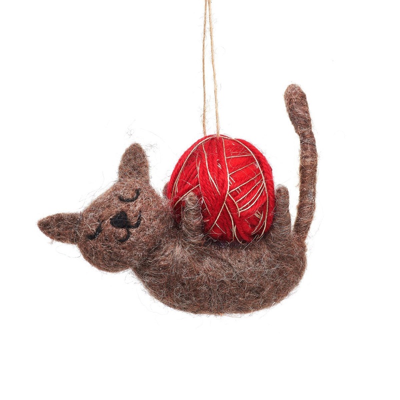 RJB Stone Cat with Ball of Yarn Felt Decoration