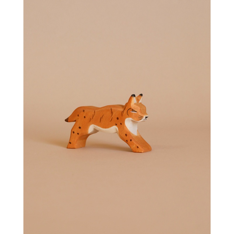 Ostheimer Lynx Running