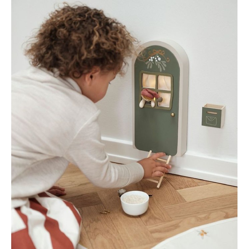 Light-Up Elf Door