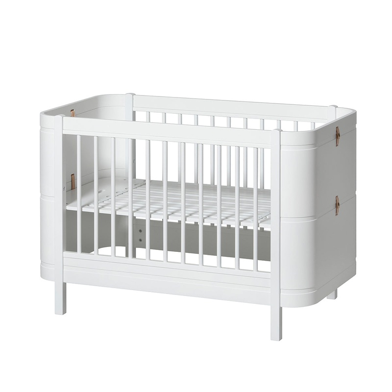 Oliver Furniture Wood Mini+ Cot Bed (With Junior Conversion Kit) - White (Pre-Order; Est. Delivery in 6-10 Weeks)