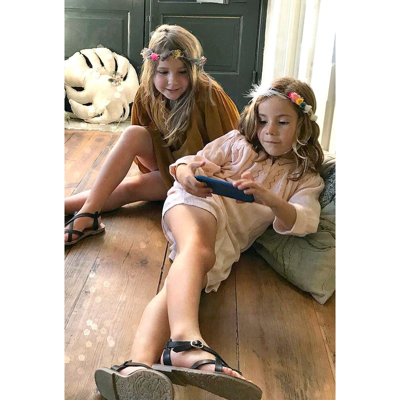 Minina Loves Wire Crown Flowers Beads And Gauze