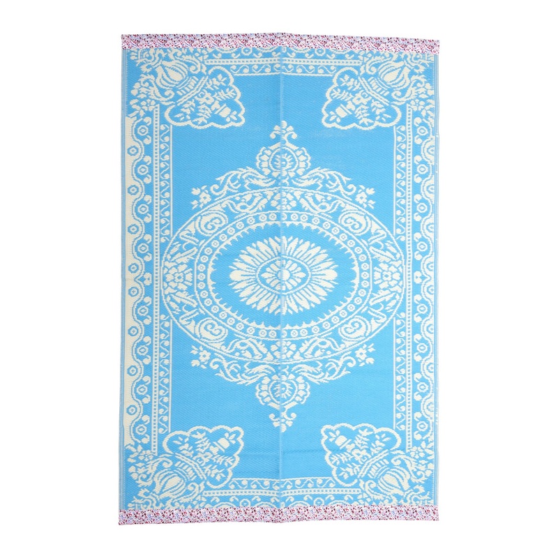 Rice DK Recycled Plastic Carpet with Blue Design