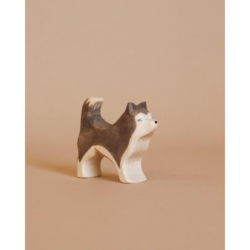 Ostheimer Sled Dog - Standing