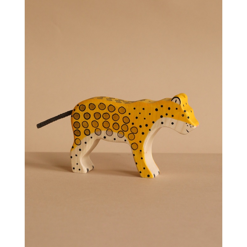Holztiger Leopard