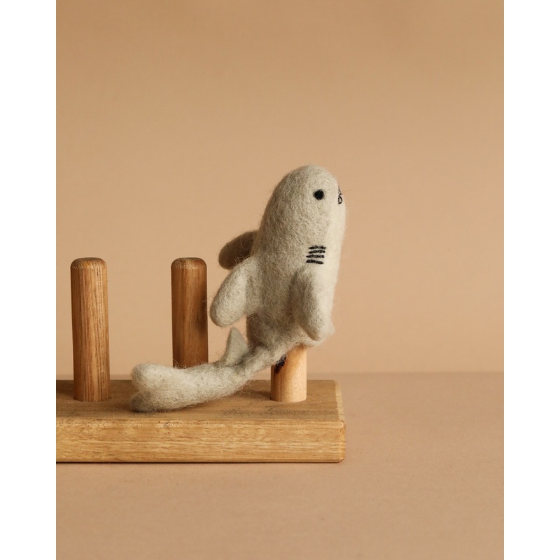 Finger Puppet: Shark