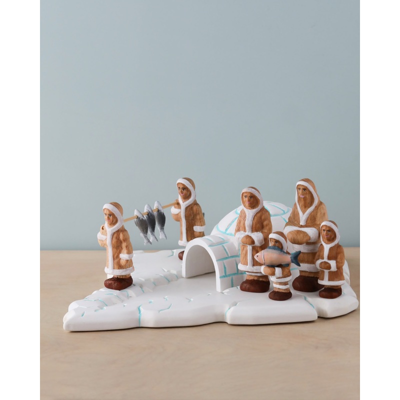 Wooden Inuit Set