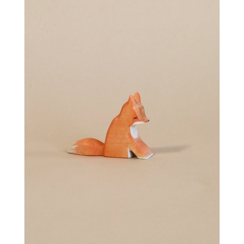 Ostheimer Fox - Sitting