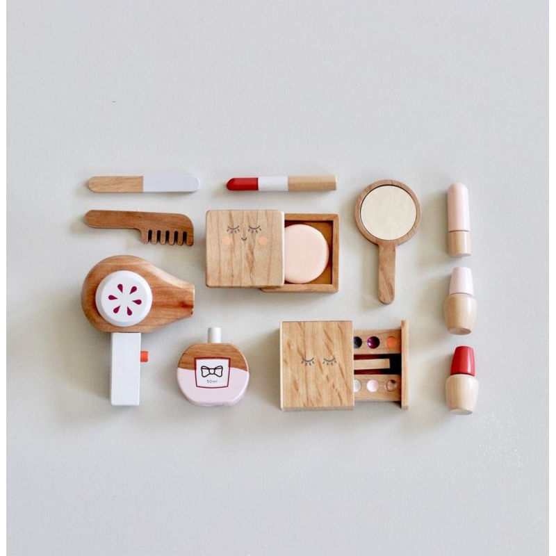 Wooden Beauty Kit