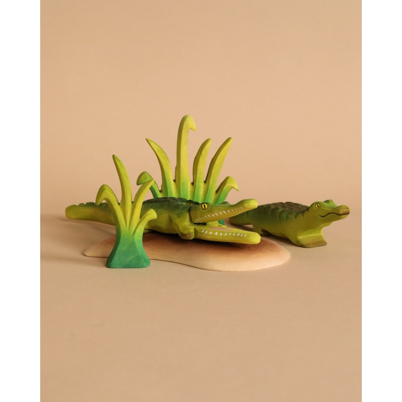 Bumbu Handmade Wooden Crocodile Cove Set