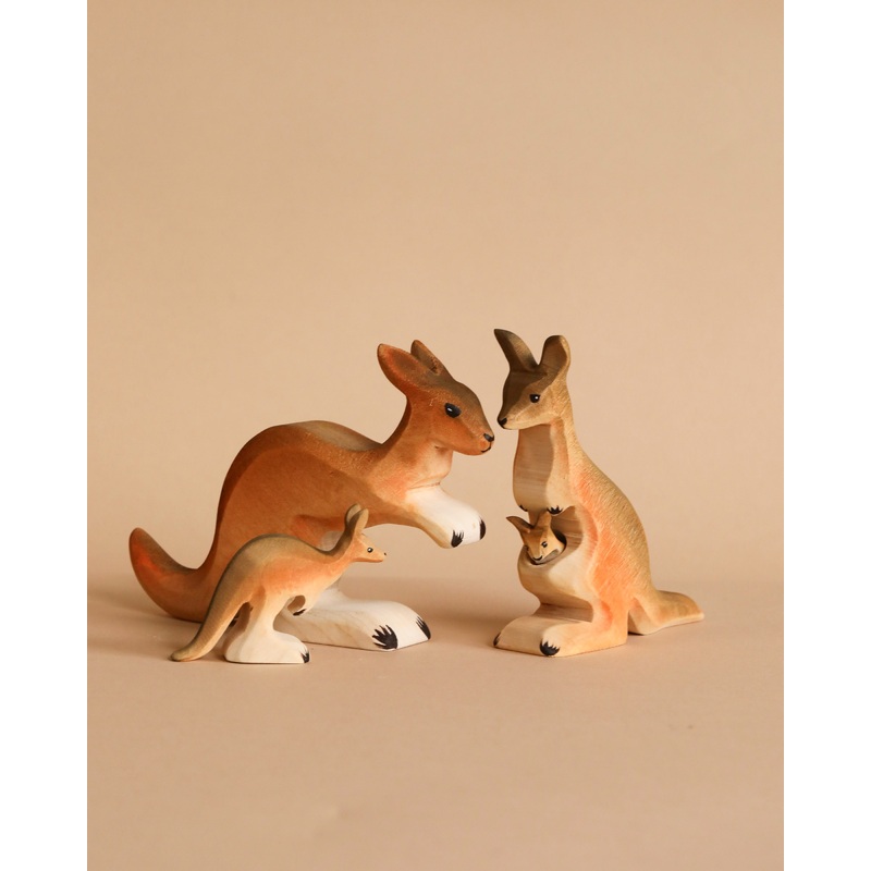 Bumbu Handmade Wooden Kangaroo Family Set