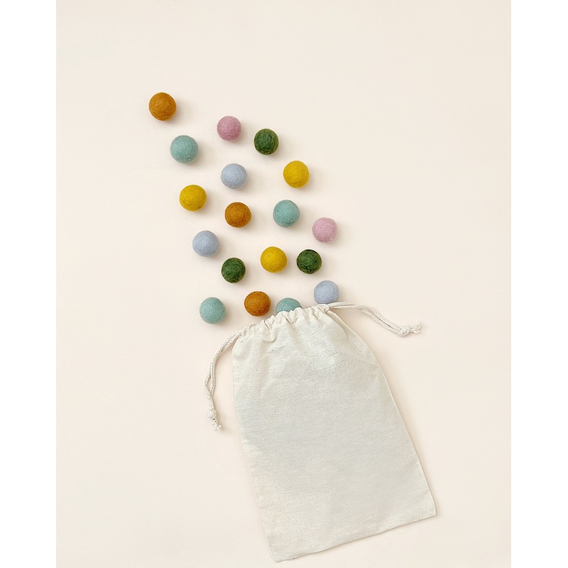 1.1" Felt Balls (pack of 25)