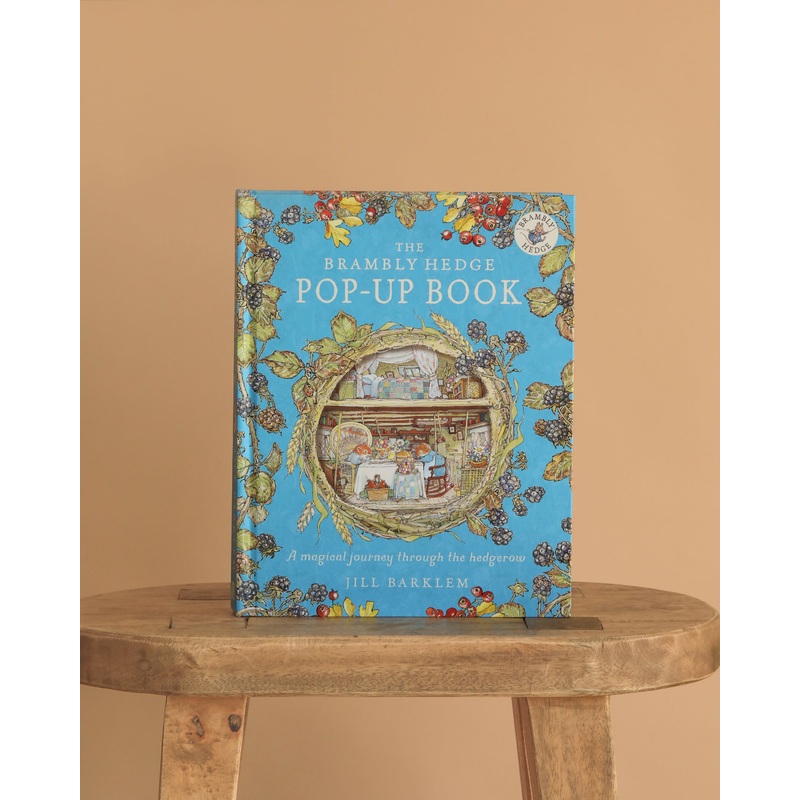 The Brambly Hedge Pop-Up Book by Jill Barklem