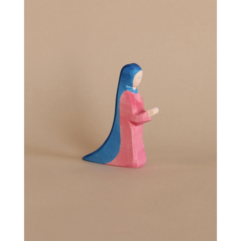 Ostheimer Mary - Standing