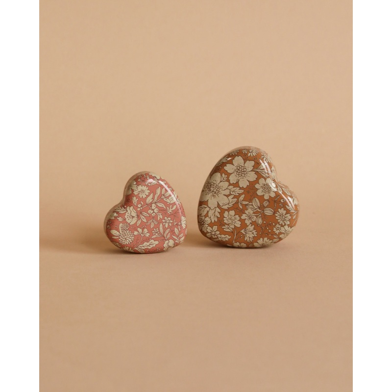 Maileg Metal Heart Box, 2 Piece Set - Ocher/Heather Blossom