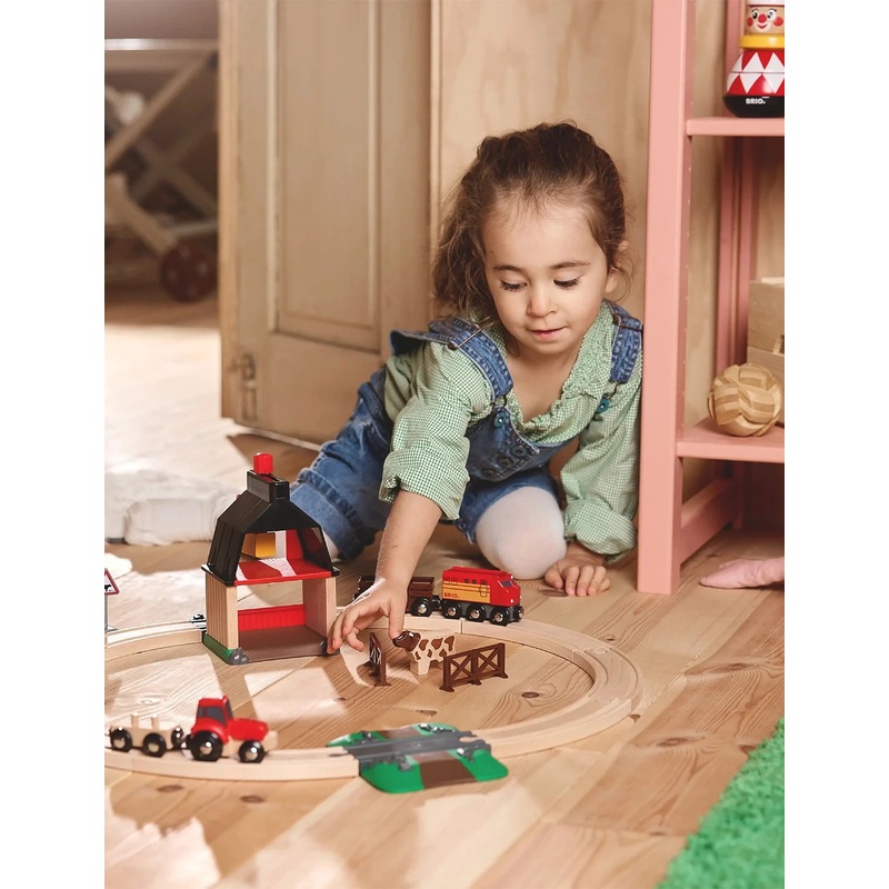 BRIO World Train Set Farm Railway Set